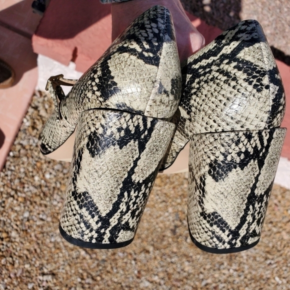 Franco Sarta Hinto Snake Leather Print‎ Sz. 9 3" Heeled Pump - Picture 8 of 11